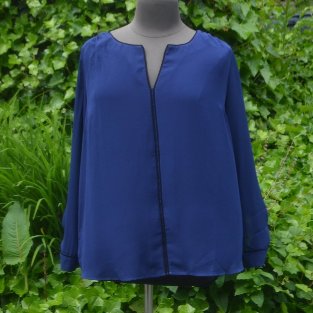 NWOT Modcloth 2X Blue Long Sleeve Blouse